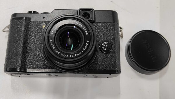 【みやま市の買取実績】デジタルカメラを25,000円でお買取りしました